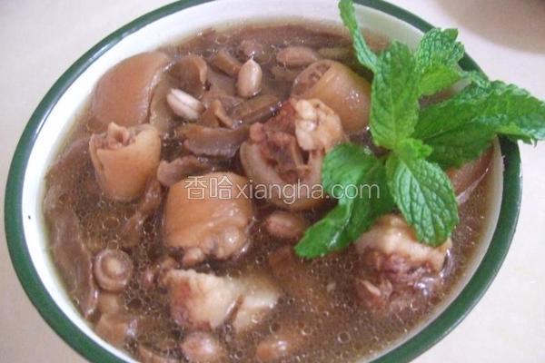 猪尾巴炖萝卜干