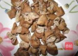 酱香肥肠的做法图解1