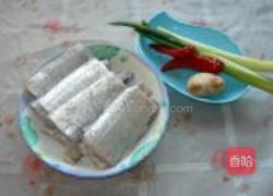 葱香带鱼的做法图解1