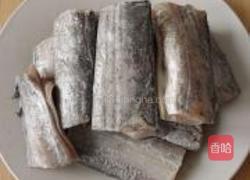 干烧带鱼的做法图解2