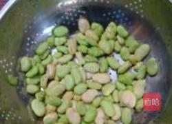糟菜炒蚕豆的做法图解1