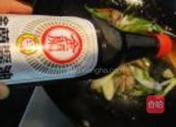 尖椒炒猪耳根的做法图解7