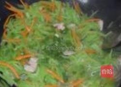 肉片炒莴笋萝卜丝的做法图解6