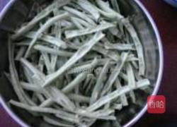 肉炒半边豆角的做法图解2