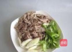 拆骨羊肉炒尖椒的做法图解2