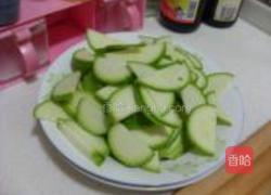 西红柿炒西葫芦的做法图解1