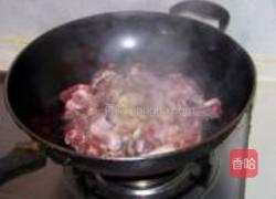 茶树菇焖鸭的做法图解3