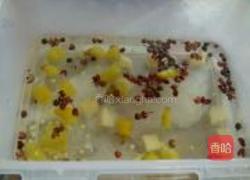 泡椒凤爪的做法图解6