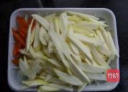 茭白烧豆腐的做法图解2