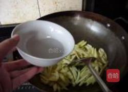 茭白烧豆腐的做法图解7