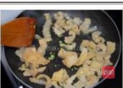 韭黄炒肉皮的做法图解9