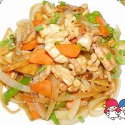 鱿鱼炒洋葱的做法[图]