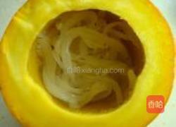 虾仁银鱼金瓜盅的做法图解7