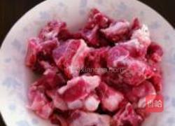 玫瑰腐乳排骨的做法图解1