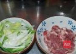 葱爆羊肉的做法图解2