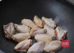 蒜子扣鸡翅的做法图解4