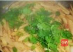 紫色萝卜炒虾米的做法图解5