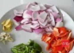 洋葱炒牛肉的做法图解2