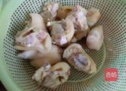 酸菜猪蹄煲的做法图解2