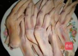 卤鸭爪的做法图解1