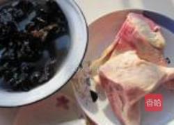 黑木耳干烧鸭的做法图解1