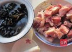 黑木耳干烧鸭的做法图解2