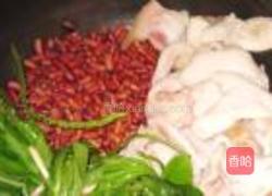 车前草煲猪小肚的做法图解3