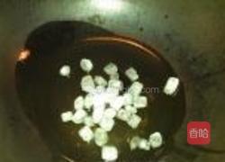 红烧肉炖莴笋的做法图解5