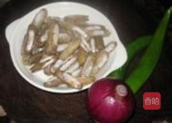 豉椒炒蛏子的做法图解1