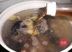 乌骨鸡银杏排骨汤的做法图解4