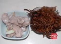 茶树菇烧排骨的做法图解1