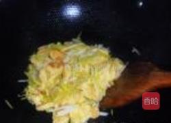 韭黄炒鸡蛋的做法图解6