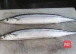 黑胡椒烤秋刀鱼的做法图解1