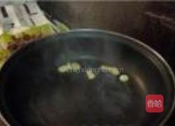 菜花炒鸡胗的做法图解5