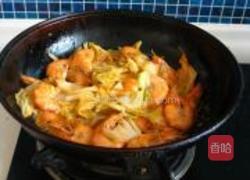 大虾烧白菜的做法图解10