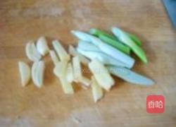 素炒西芹三丝的做法图解9