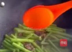 火腿肉炒豆角的做法图解7