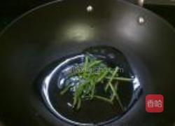茭白炒豆干的做法图解5