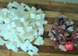 腊肉芋头糕的做法图解2