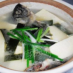 海带豆腐鲫鱼汤的做法[图]