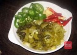酸菜炒乃鱼的做法图解3