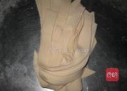 蓝田裤带面的做法图解7