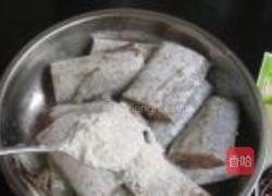 青蒜烩带鱼的做法图解4