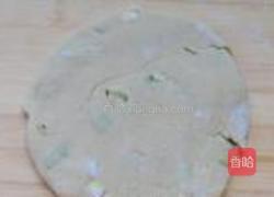 杂粮葱油饼的做法图解10