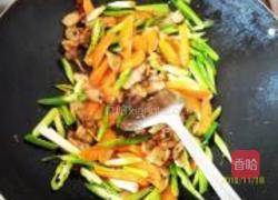 胡萝卜蒜苗回锅肉的做法图解8