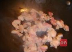 紫苏酸笋炒石螺的做法图解3