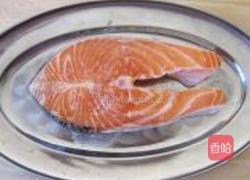 柠香薄荷三文鱼的做法图解1