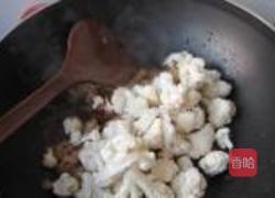 剁椒菜花粉丝煲的做法图解10