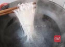 剁椒菜花粉丝煲的做法图解3