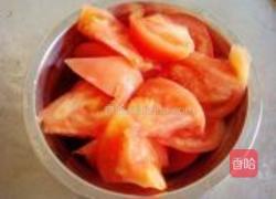番茄白菜炖肉丸的做法图解1